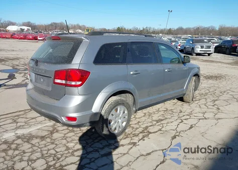 2018 Dodge Journey Sxt z USA, uszkodzony, nr VIN 3C4PDCBG9JT522208